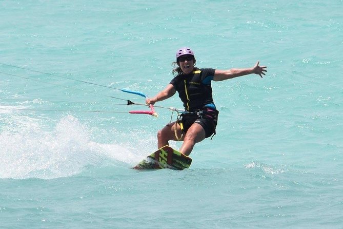 2.5-Hour Private Kiteboarding Lessons at Kanaha Beach in Kahului - Getting it right on the beach: ground school that actually helps