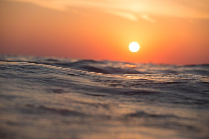 2-Hour Maalaea Luxury Powerboat Sunset Cruise for up to 6 Guests - Price and value: what $279 buys you on Maui