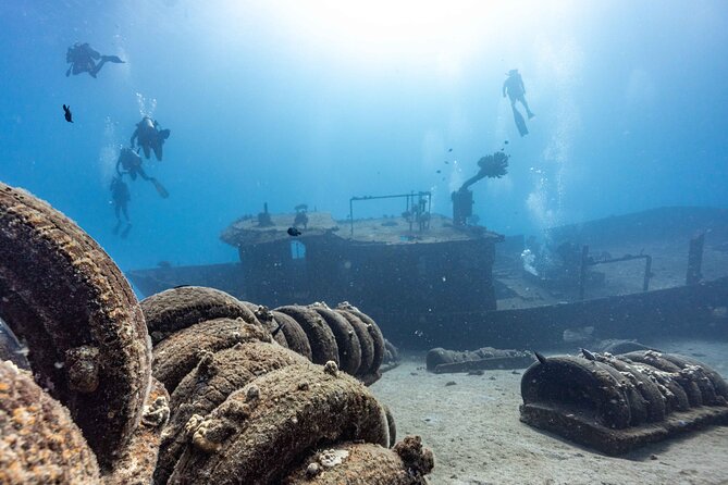 2-Tank Dive Featuring the Molokini Crater - Weather cancellations and reschedules you should understand