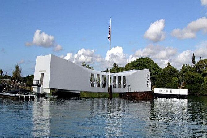 Arizona Memorial Pearl Harbor & Honolulu City Tour from Kauai - The Boat, the Stops, and the Walking: What Your Body Will Need