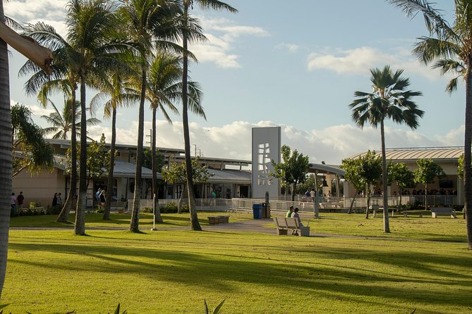 Best of Oahu: Pearl Harbor, Arizona Memorial and the Polynesian Cultural Center - Tropical Farms macadamia stop: small, pleasant, and actually useful