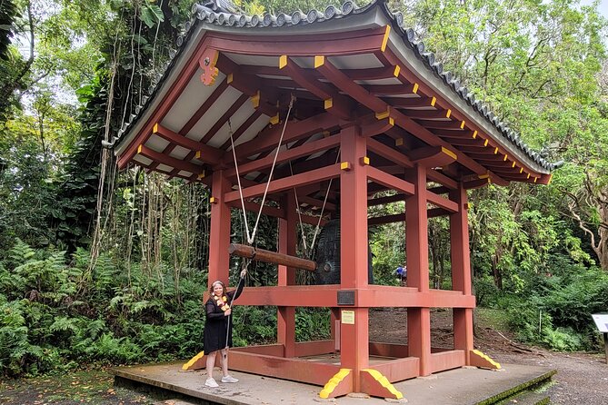 Byodo Temple and Waimea Botanical Garden Tour - Quick Retail Stops: Jewelry Time and the Realities of “Maybe”