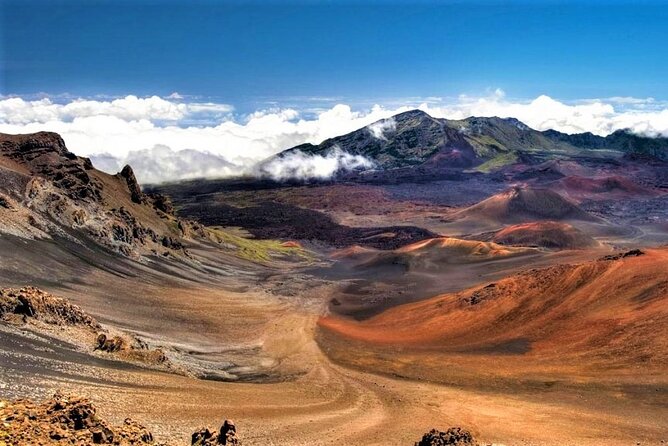 Classic Haleakala Sunrise Tour - Why Haleakala Sunrise Tours Feel Like a Different Planet