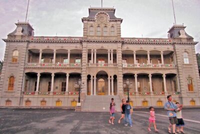 Cruise Ship pick-up, tour of Oahu, with drop-off at the Airport or Cruise Ship - Price reality: $700 per group for up to 6 is good value—if you use it