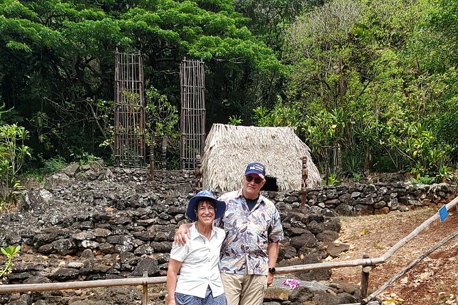 Custom Island Adventures Tour - Lookouts, valleys, and temples: the “real Oahu” route parts