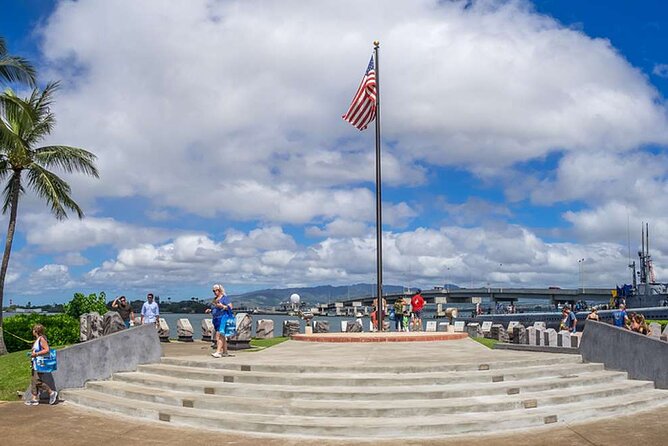 Deluxe Pearl Harbor, Arizona Memorial, and Visitor Center Tour - Timing reality: how a half-day can feel short (and why that’s okay)