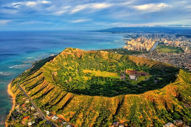 Diamond Head Hiking Tour with Ticket and Reservation Inclusion - Quick hits before you go