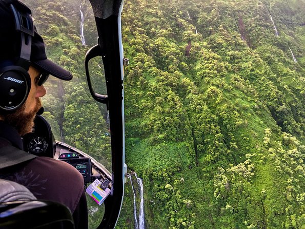 Doors Off West Maui and Molokai 45 minute Helicopter Tour - Key things to know before you go