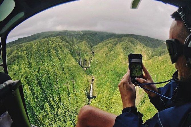 Doors Off West Maui and Molokai 45 minute Helicopter Tour - Stop 1: North shore of Molokai for sea cliffs, rainforest, and waterfalls