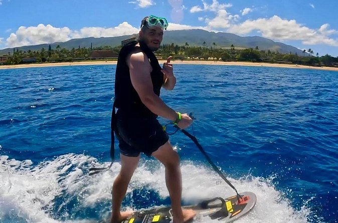 Electric Surf Board Experience Hawaii - Do you need extra protection? The rash guard tip is not optional
