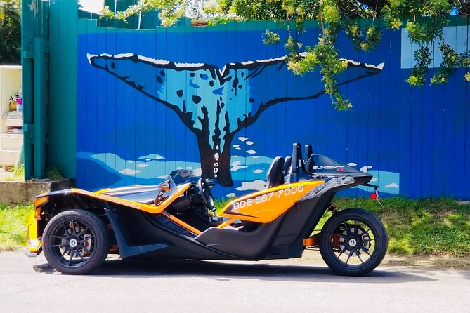 Explore Maui in a Polaris Slingshot from Lahaina - Driving Rules, Age Limits, and How the Transmission Choice Affects Your Day