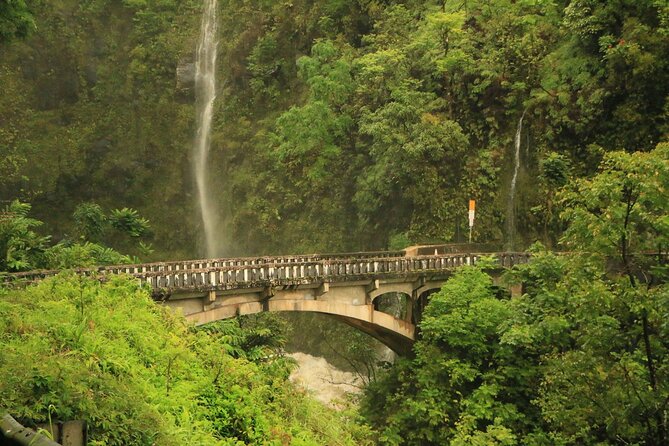 Famous Road to Hana Waterfalls, Black Sand Beach & Lunch - Upper Waikani Falls, a lava-tube wonder, and Hana Bay time