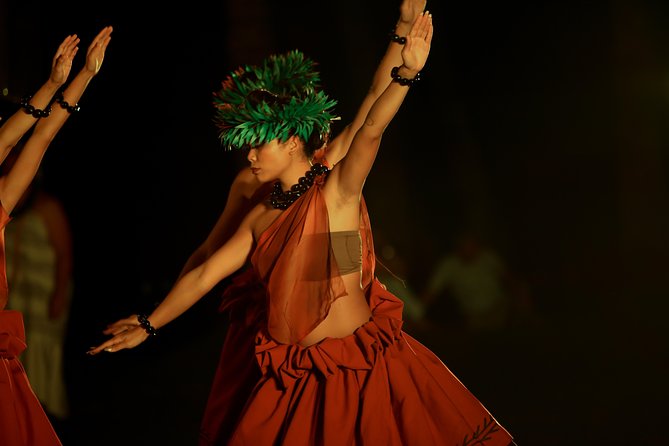 Feast at Mokapu Luau in Wailea - Drinks and pace: unlimited cocktails done in a grown-up way