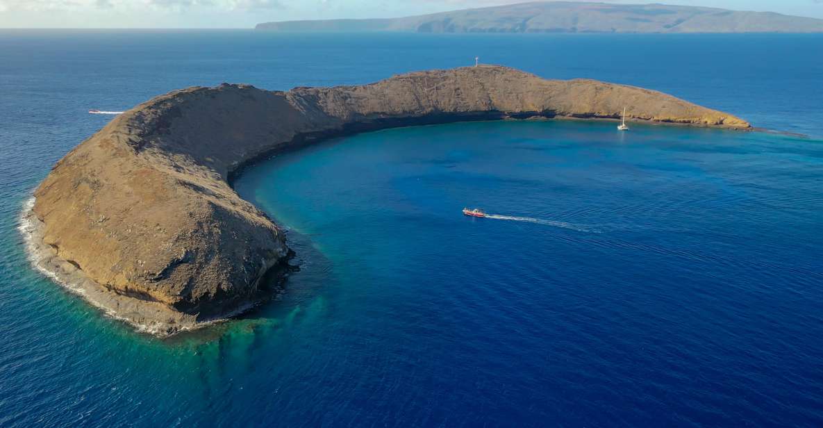 From Kihei: Molokini Crater and Turtle Town Snorkeling - Why the boat time matters: using the surface breaks well