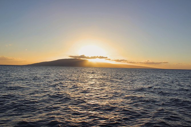 From Ma'alaea Harbor: Sunset Dinner Cruise Aboard the Quicksilver - Maui’s sunset route toward Lanai (plus the whale-watching bonus in winter)