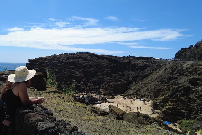 Full-Day Circle Island Guided Tour of Oahu - North Shore Scenery: Surf Competitions, Snorkeling Areas, and Haleiwa