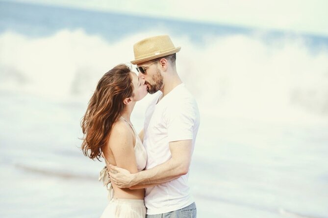 Fun and Creative Maui Photos - Morning vs Early Evening: Picking the Right Time to Look Your Best