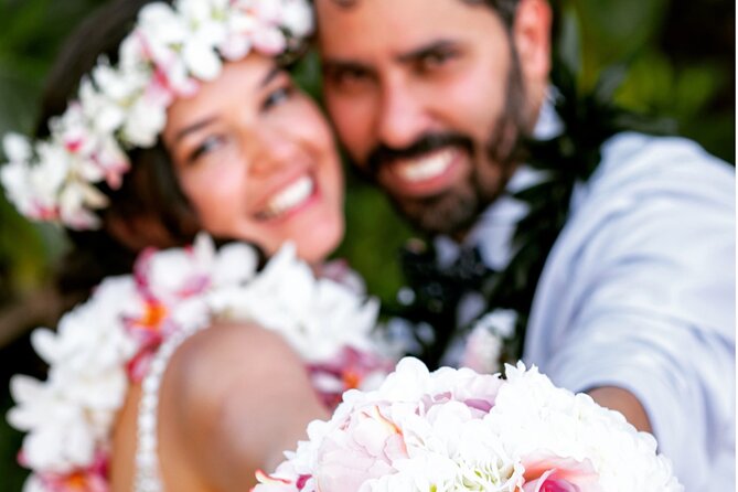 Fun and Creative Maui Photos - Who This Maui Photo Shoot Fits Best