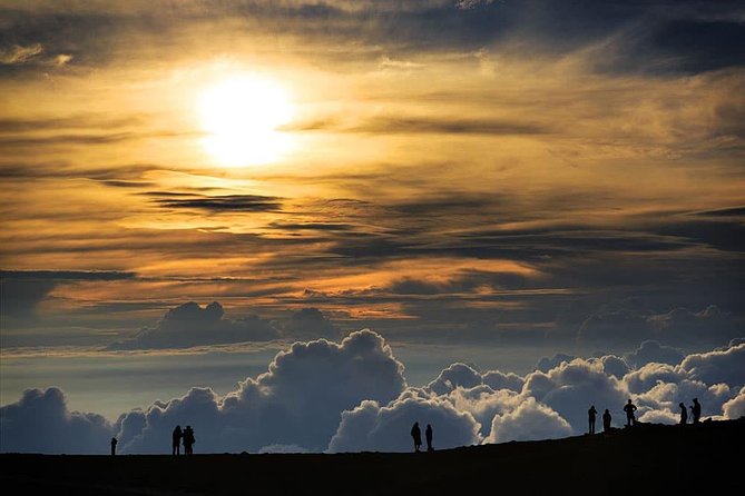 Haleakala Maui Sunset Twilight Tour with Dinner - Entering the Haleakala Zone: Why This Sunset Tour Feels Worth It