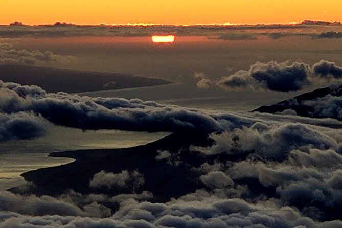 Haleakala Sunset and Astronomy Tour - Why Haleakalā Sunset and Stars Feel Different at 10,000 Feet