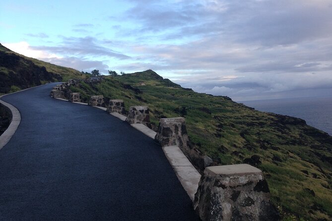 Half-Day Hiking Tour to Diamond Head and Makapuu Lighthouse - Should you book this Diamond Head and Makapuu tour