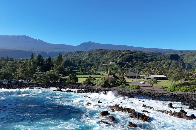 Halfway Road to Hana - Small Group — Taste of Hana & Waterfalls - Pua‘a Ka‘a State Wayside: waterfall access and the real swim-time tradeoff