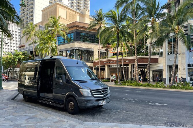 HNL Airport & Waikiki Private Transfer by Brand New Mercedes Van - Inside the brand new Mercedes van: space, comfort, and group logistics