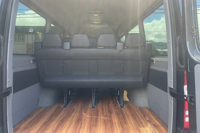 HNL Airport & Waikiki Private Transfer by Brand New Mercedes Van - Tips to make your pickup effortless (and keep the ride stress-free)