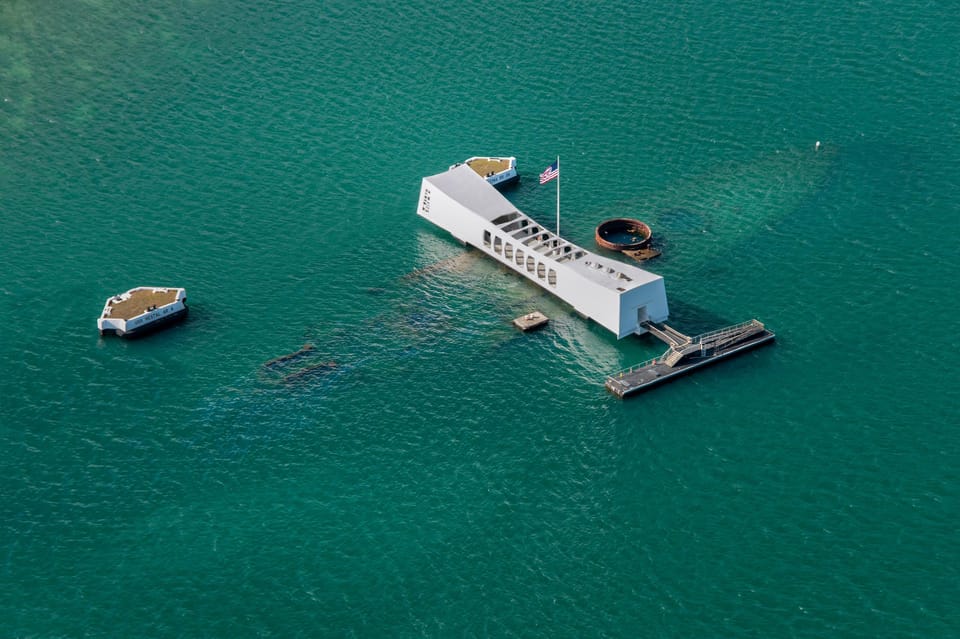 Honolulu: Blue Skies of Oahu Helicopter Tour - Pearl Harbor from Above: Arizona Memorial and Battleship Missouri views