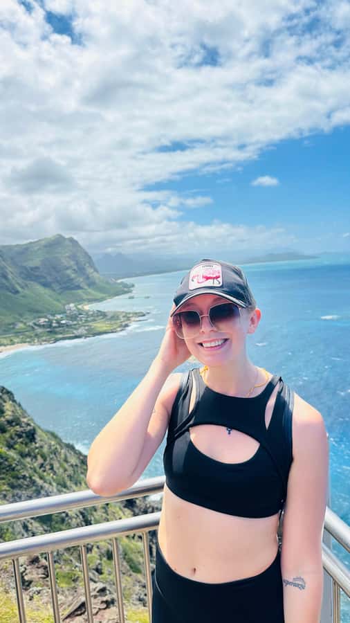 Honolulu: Diamond Head Hike with Transfers - Trailhead to switchbacks: a warm-up with lava-rock texture