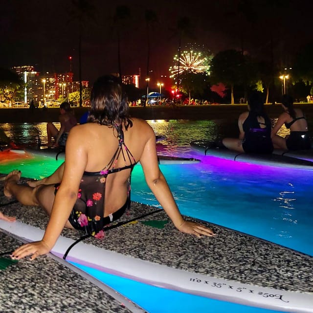 Honolulu: Fireworks Glow and Flow Yoga Class - Key Things I’d Watch For