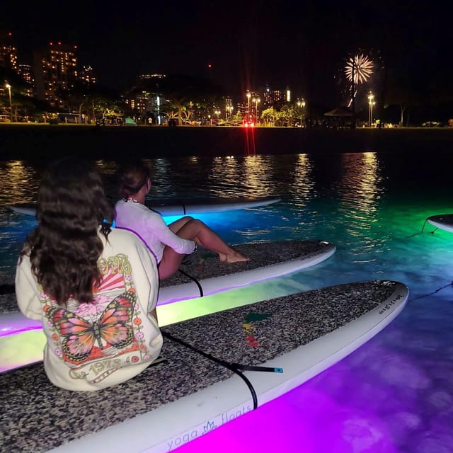 Honolulu: Fireworks Glow and Flow Yoga Class - Dusk-to-Night Honolulu Skyline Views From the Water