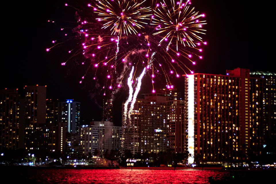Honolulu: Friday Night Fireworks Cruise with Music - Where to meet: Kewalo Basin slip F-16 check-in