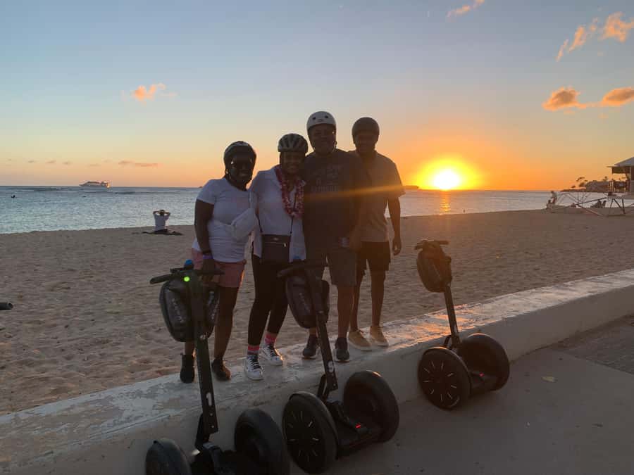 Honolulu: Magic Island & Beach Segway Tour - Ala Moana Park: greenery, ocean air, and an easy start