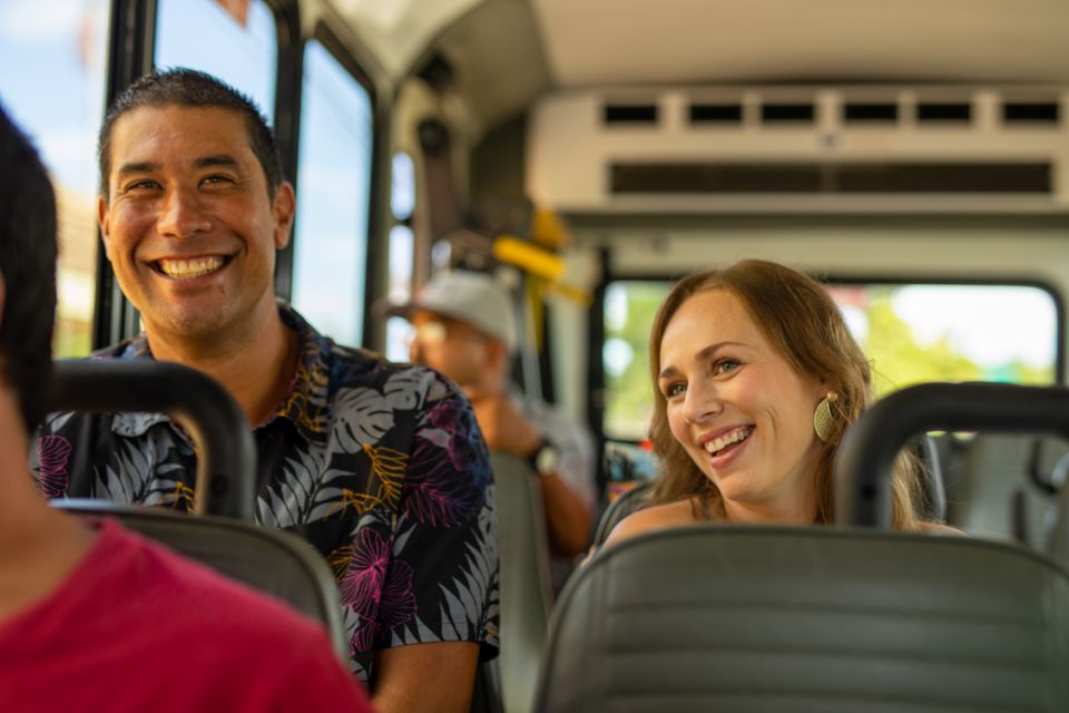 Honolulu: Oahu Island Full-Day Guided Tour by Bus with Lunch - Riding the Oahu circuit in an air-conditioned minibus