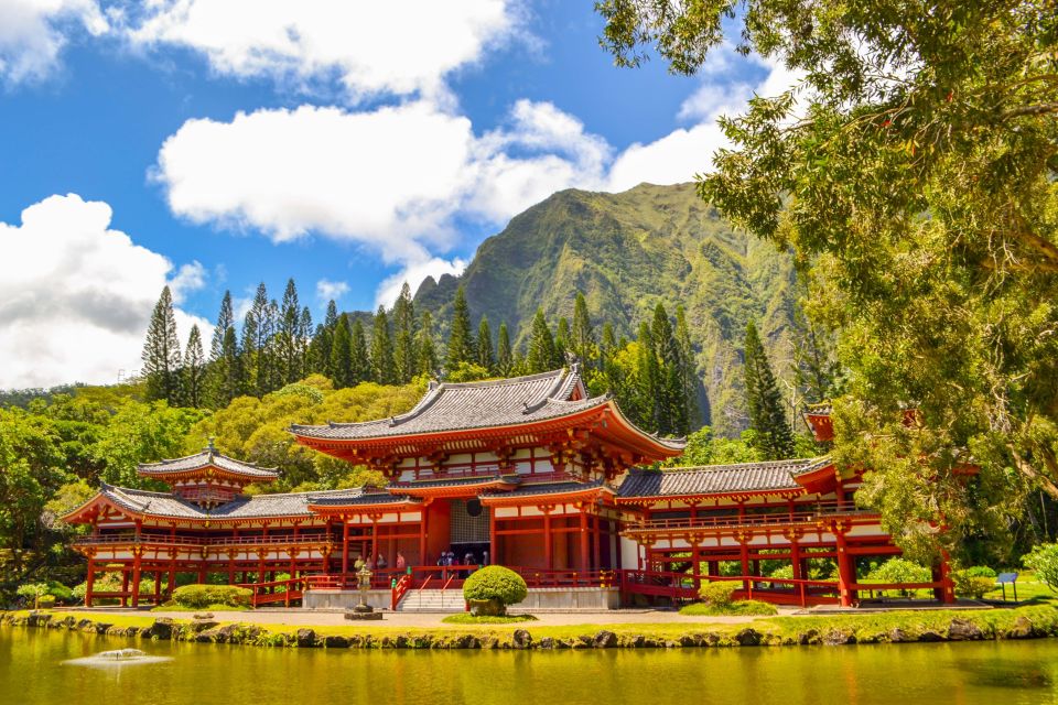 Honolulu: Oahu Island Full-Day Guided Tour by Bus with Lunch - Nu’uanu Pali Lookout: the wind and the Kamehameha story