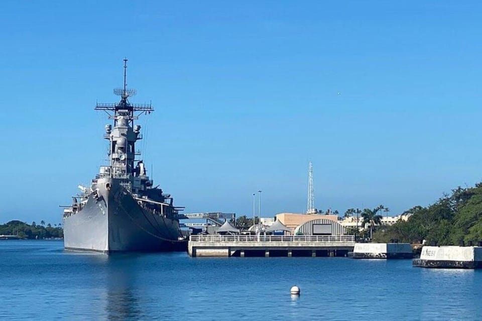 Honolulu: Pearl Harbor, USS Arizona and Battleship Missouri - Waikiki pickup and timing: what a 6-hour day really means