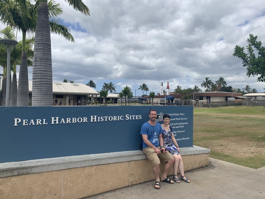 Honolulu: Pearl Harbor, USS Arizona Memorial [Early Access] - King Kamehameha Statue, Hawaii Five-0 HQ, and the Eternal Flame memorial