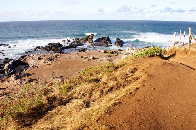 Kahului Shore Excursion: Private Tropics of Maui & Rainforest - King Kamehameha Golf Club lookout: views plus a surprising cultural connection