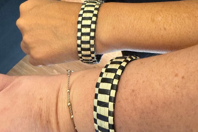 Lauhala Bracelet Craft Class on Maui - The 1:00 pm schedule: how to plan around that single hour