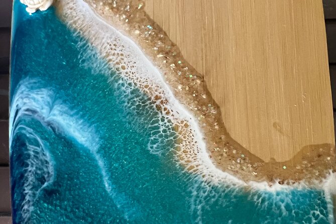 Make your own Maui Souvenir/Ocean resin class - Snacks, drinks, and the outdoor workshop vibe (yes, it’s part of the value)