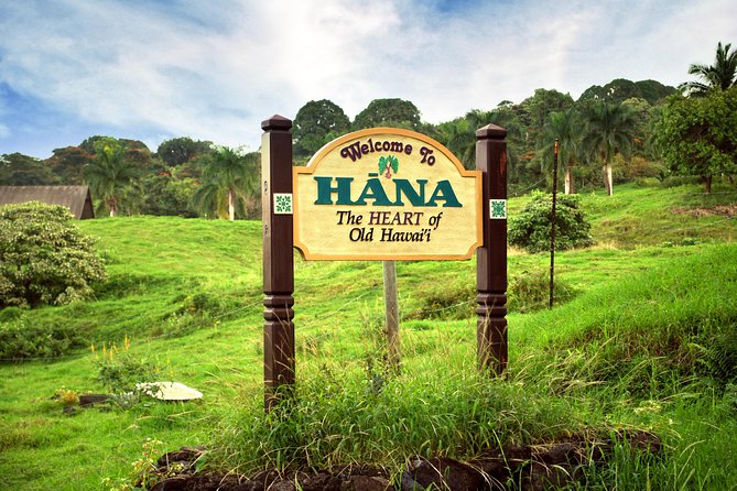 Maui Adventure Bundle: 6 Epic Audio Driving Tours, Including Road to Hana - Day 2: Kula upcountry farms, Haleakala edges, then back toward Hana