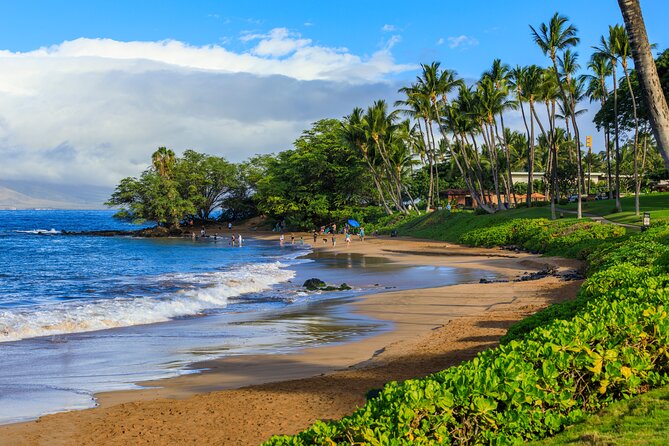 Maui Beach Parks Self-Guided Driving Tour - Kahului Welcome: Mayor Elmer F. Cravalho Way and Puunene Avenue