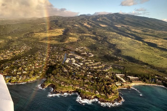 Maui Circle Island-PRIVATE-Air Tour for 2-5: Waterfalls & Lava! - Molokini crater: the iconic shape and why it matters