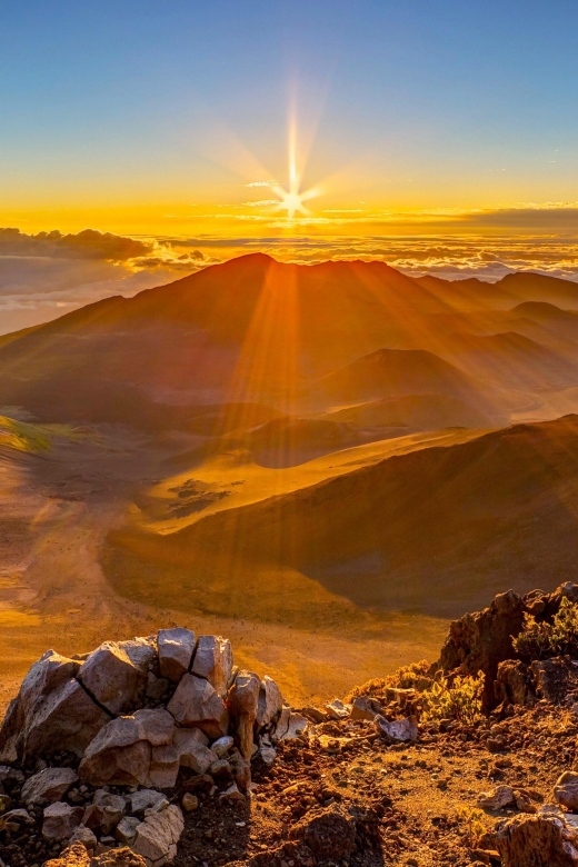 Maui: Haleakala Sunset and Stargazing Tour with Dinner - Who should book this Haleakalā sunset and stargazing tour