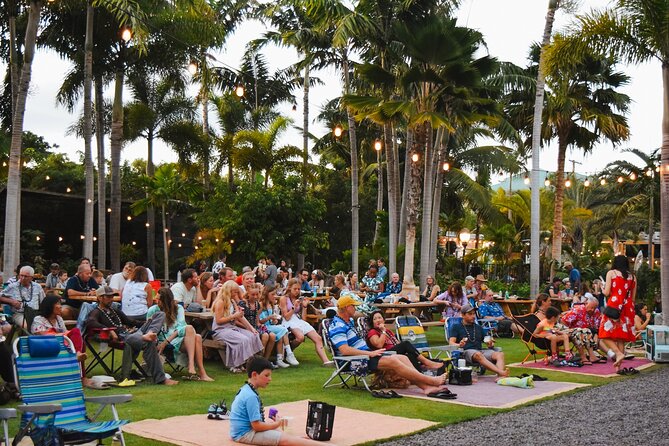 Maui Hula Show: Hula and Fire Dancing at South Maui Gardens - South Maui Gardens at 5 pm: what the evening feels like