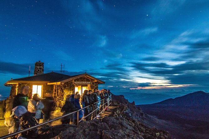 Maui: Majestic Haleakala Sunrise Tour with Pick-up - The Ride Up: Bathroom Stops, Quiet Drives, and Warm Ponchos