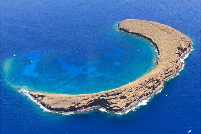 Maui: Molokini Crater and Turtle Town Snorkeling From Kihei - Molokini Crater and Turtle Town From Kihei: The Simple Pitch