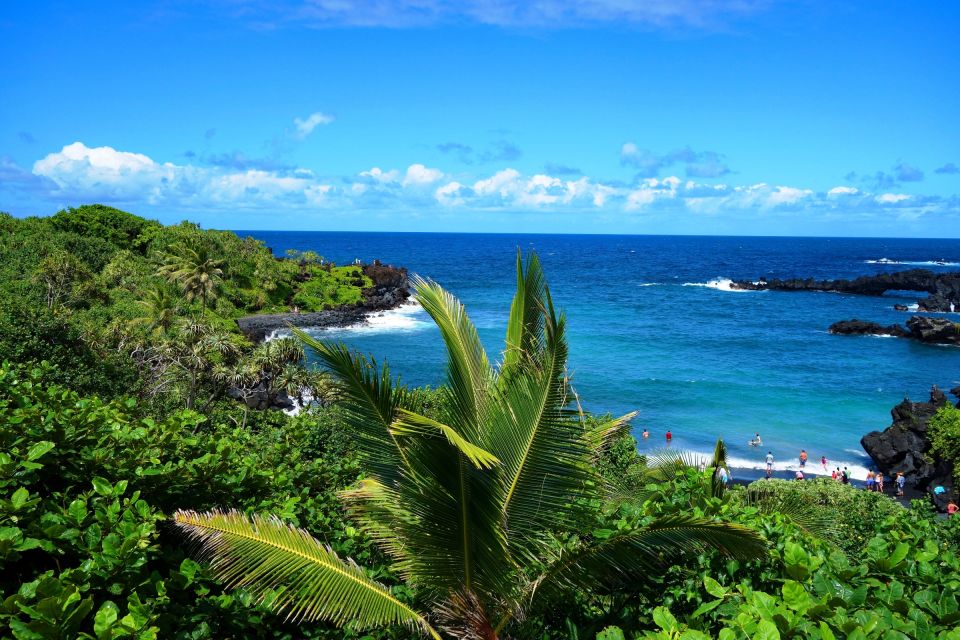 Maui: Road to Hana Waterfalls Tour with Lunch - Wailua Falls, Manawainui Gulch, and Harold Rice Park: Quick Stops with Context