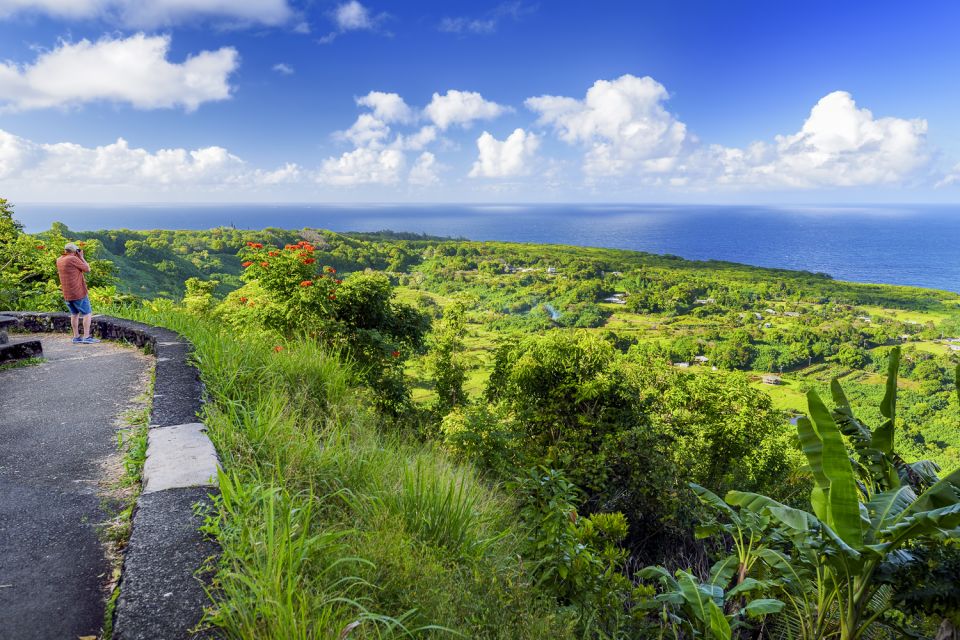 Maui: Small-Group Road to Hāna Sightseeing Tour - Hookipa to Rainbow Eucalyptus: Coast Views and Quick Scene Changes